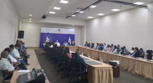 Nuestro Director General se reúne con el personal de la institución