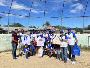 Entrega de útiles deportivos