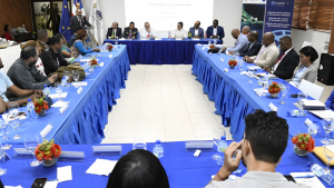 Gobierno refuerza personal técnico para evitar que extranjeros falsifiquen documentos y para proteger las fronteras